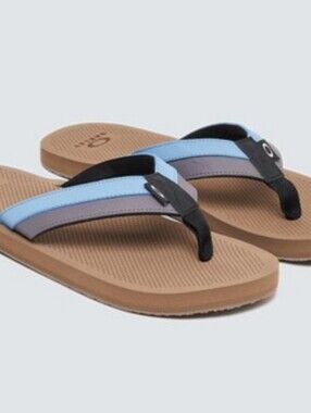 Oakley Burke Flip-Flop Sandals- Carafe